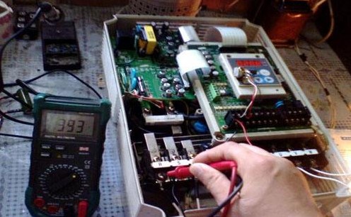 “三科變頻器”